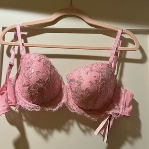 36D VS LIGHTLY LINE LACE BRA